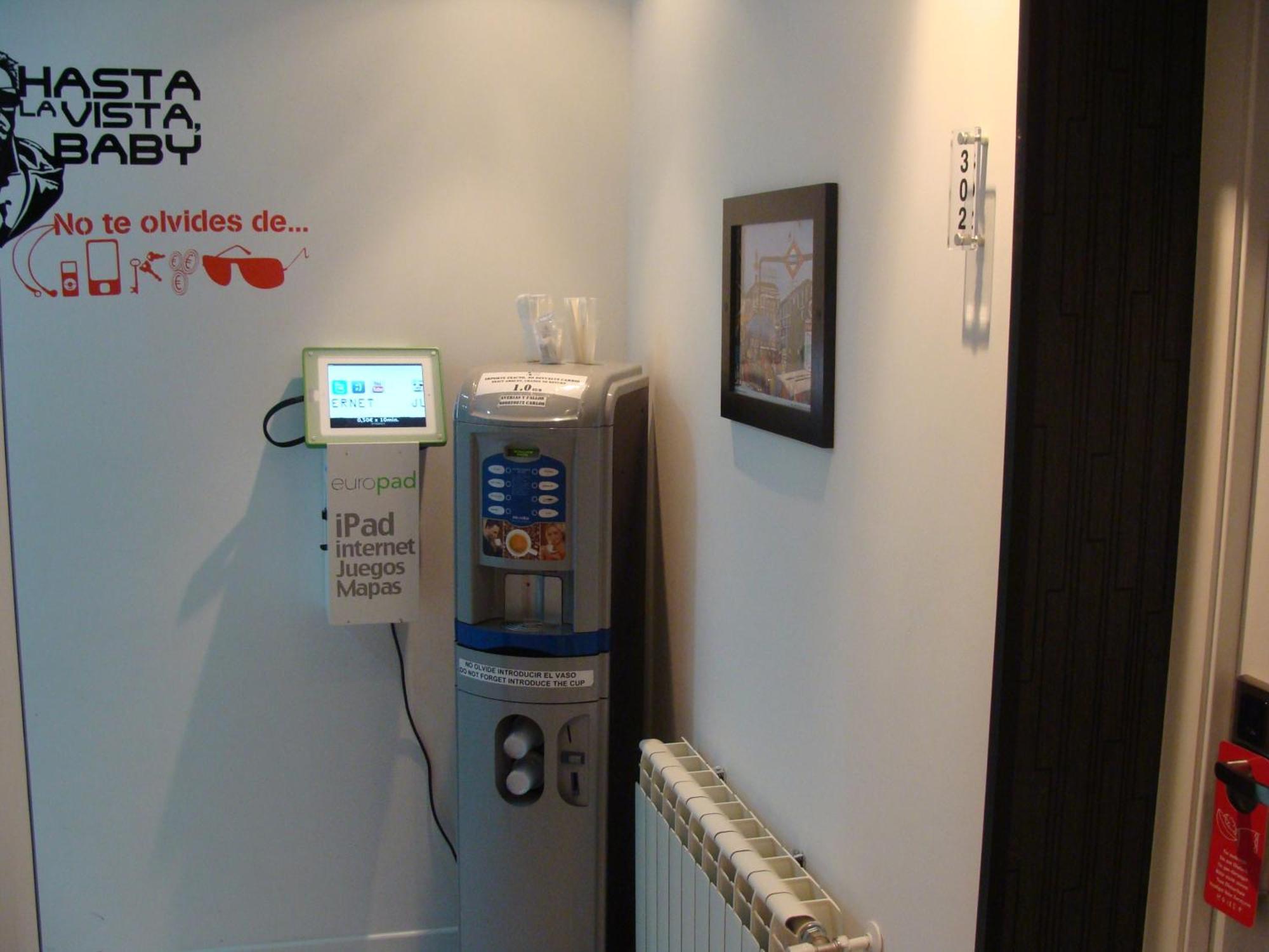 Hostal Jq Madrid 1 Экстерьер фото