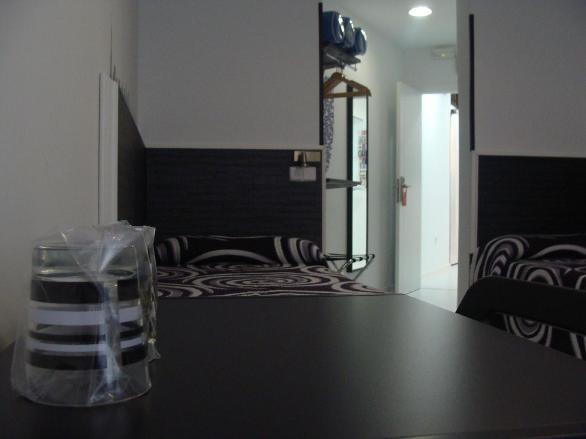 Hostal Jq Madrid 1 Экстерьер фото