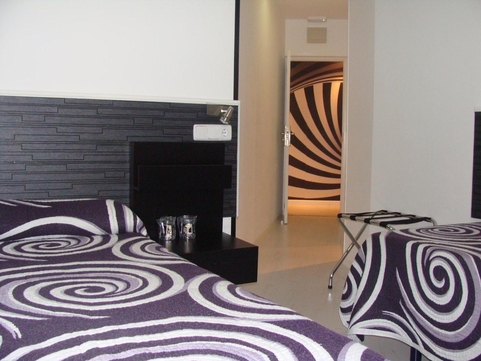 Hostal Jq Madrid 1 Экстерьер фото