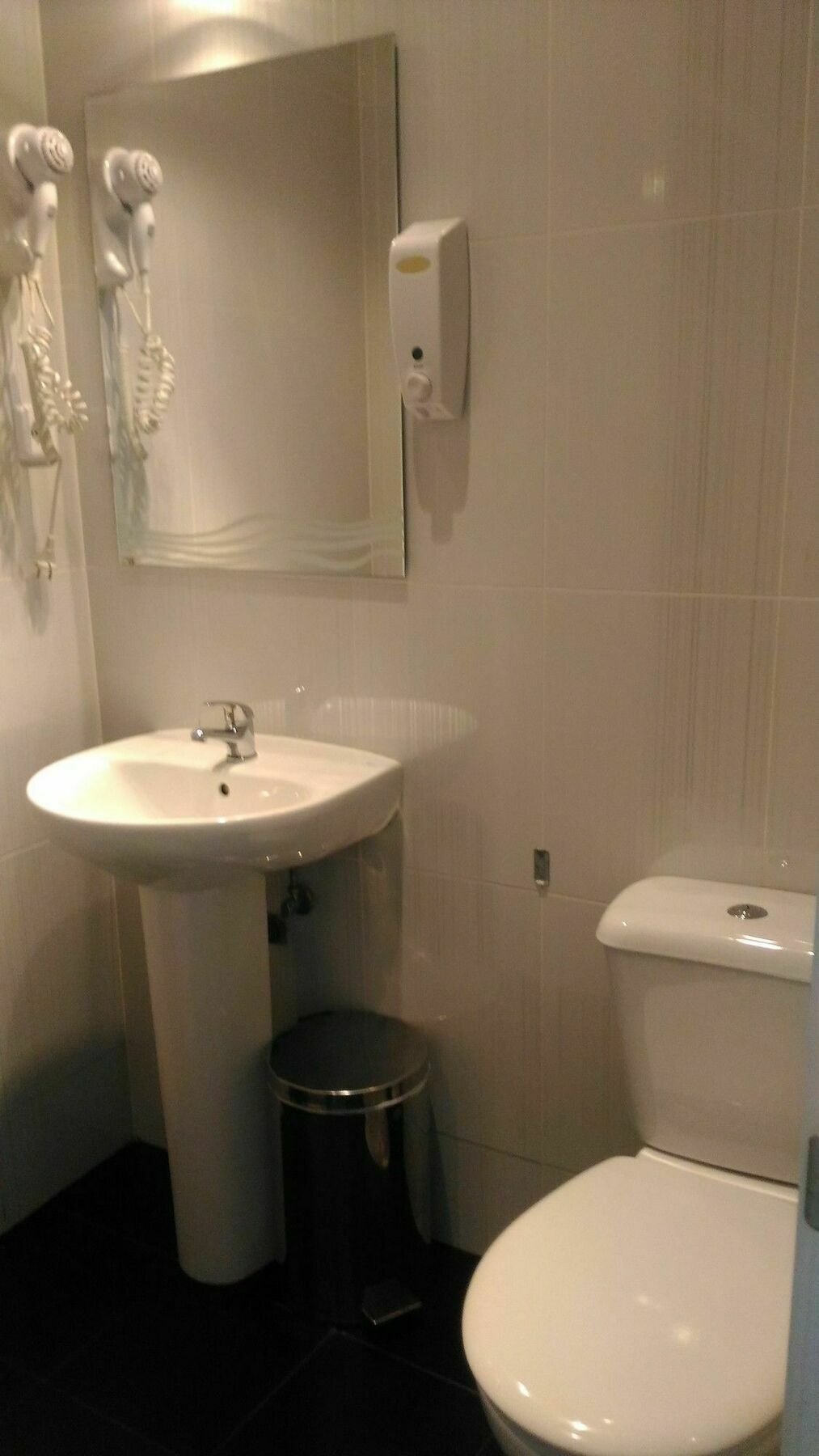 Hostal Jq Madrid 1 Экстерьер фото