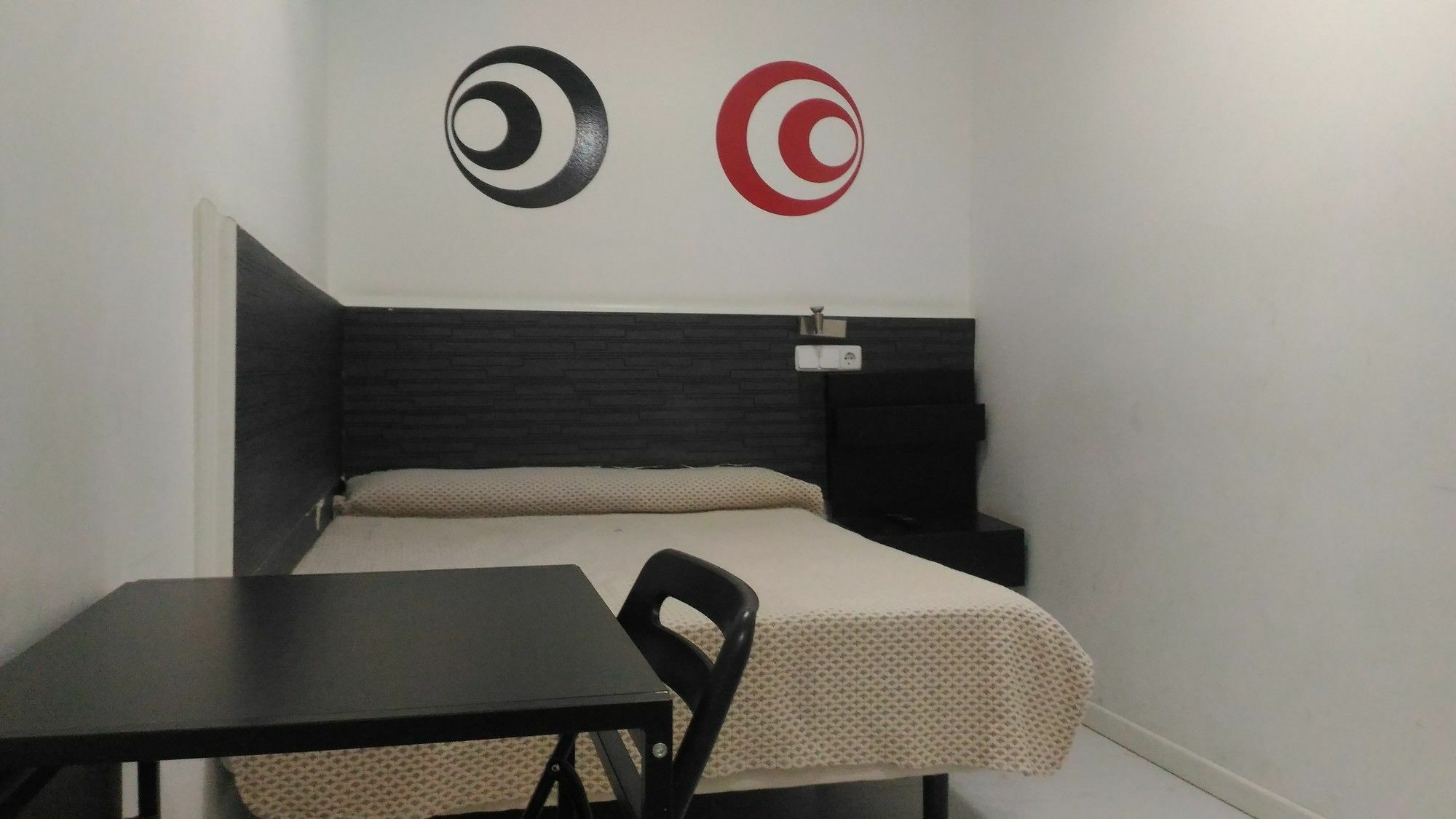 Hostal Jq Madrid 1 Экстерьер фото